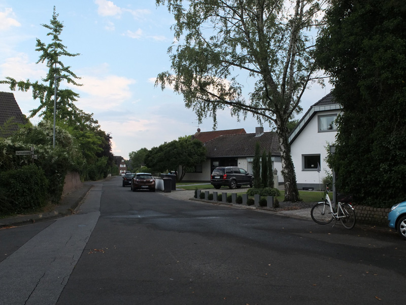 Blick in den Rubinweg, 2018 (Stadtarchiv Kaarst D 3-3 Nr. 1538 – Fotografin: Gertrud Kloecker)